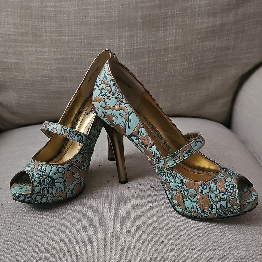 ⚜️Hale Bob  Floral Peep-Toe Heels